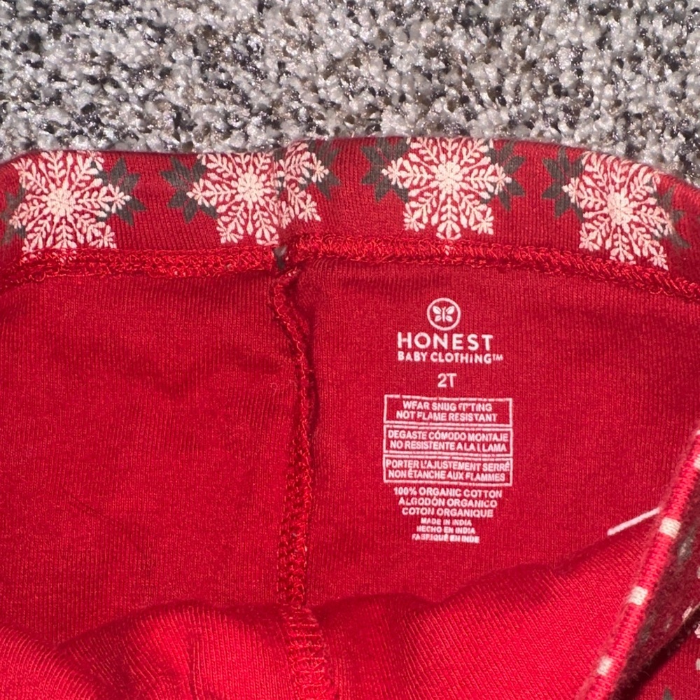 The Honest Company Festive Red and Gray Kids Pajama Set - Picture 8 of 9